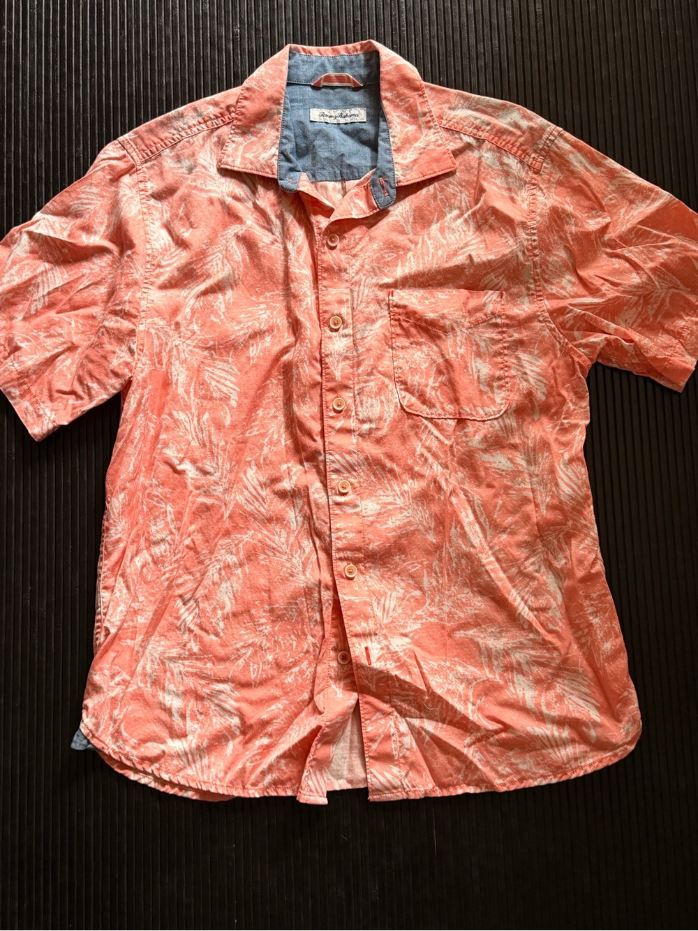 Tommy Bahama Coral Palm-Print Short Sleeve Button Down
